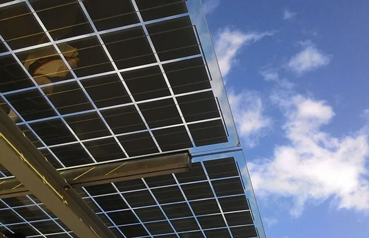 Transparent Solar Cells