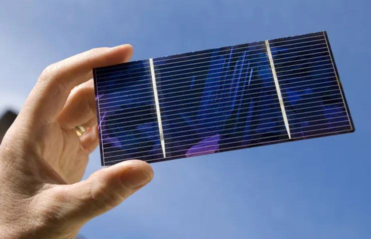 Impose Safeguard Duty on Import of Solar Cells, says ISMA