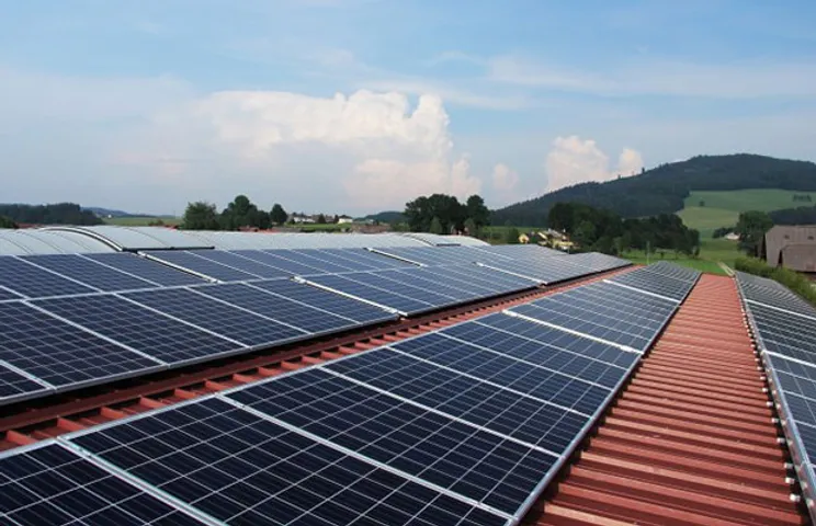 Tamil Nadu Working To Revise its Solar Policy : CM