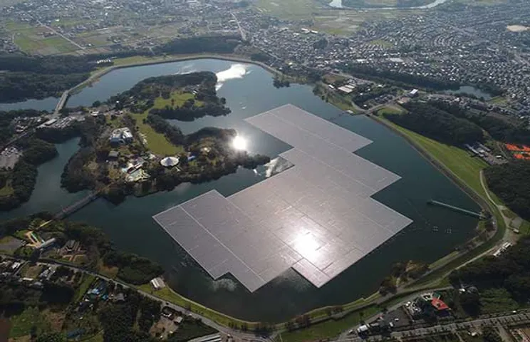 Japan's 13.7MW Floating Solar PV Plant Commences Operation
