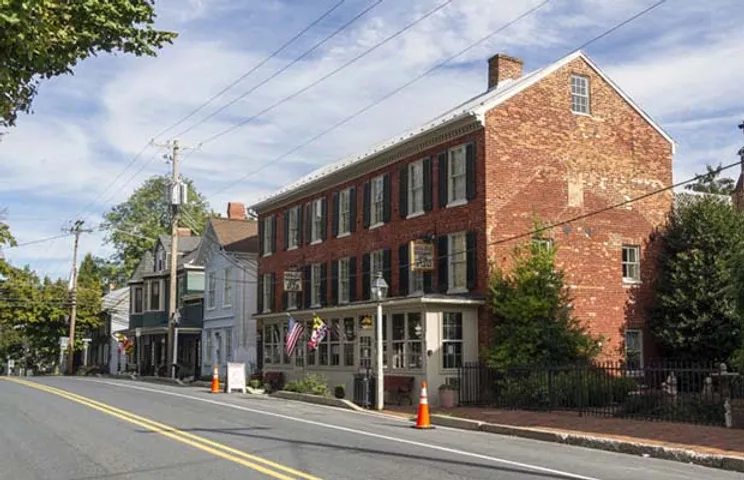 Village of New Maryland Installs Clear Blue Technologies’ Solar Powered Streetlights