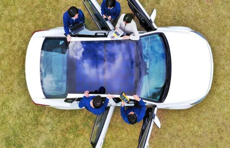 Waaree Introduces Customised Solar Modules For EVs