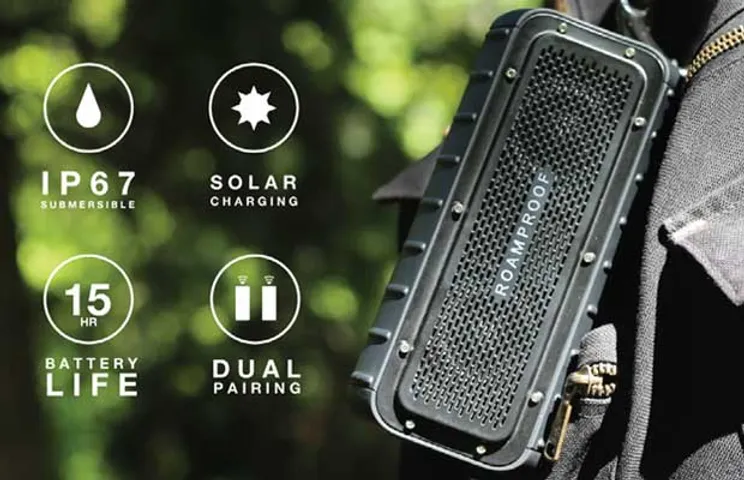 MacroBoom Portable Solar Speakers