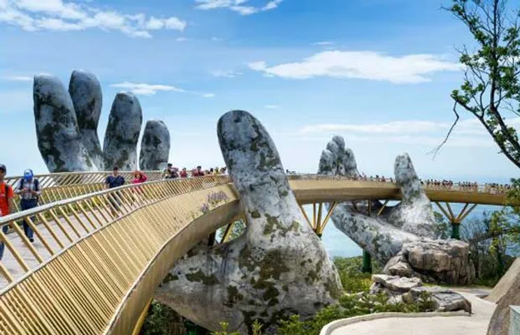 vietnam golden bridge