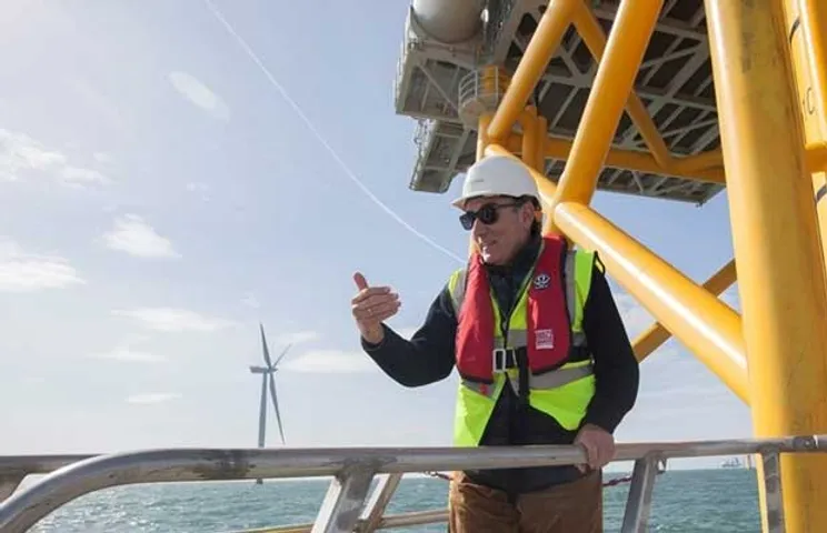 Ignacio Galán, presidente de Iberdrola, en el parque eólico marino West of Duddon Sands, en aguas del Reino Unido