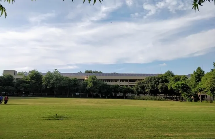 Rooftop Solar IIT Kanpur and Jodhpur