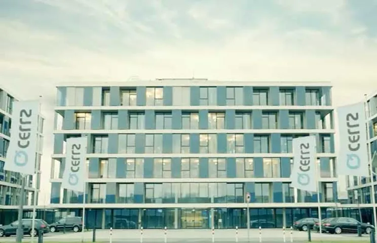 Q cells headquarters