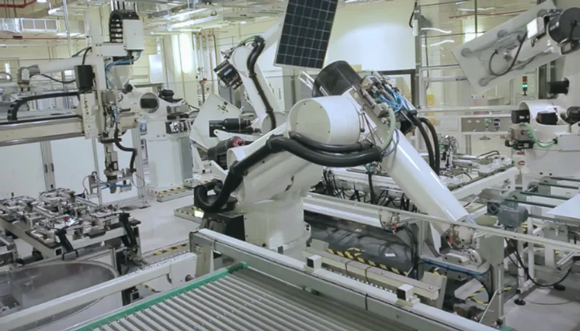 Reliance's 10 GW Cell & Module Production Unit