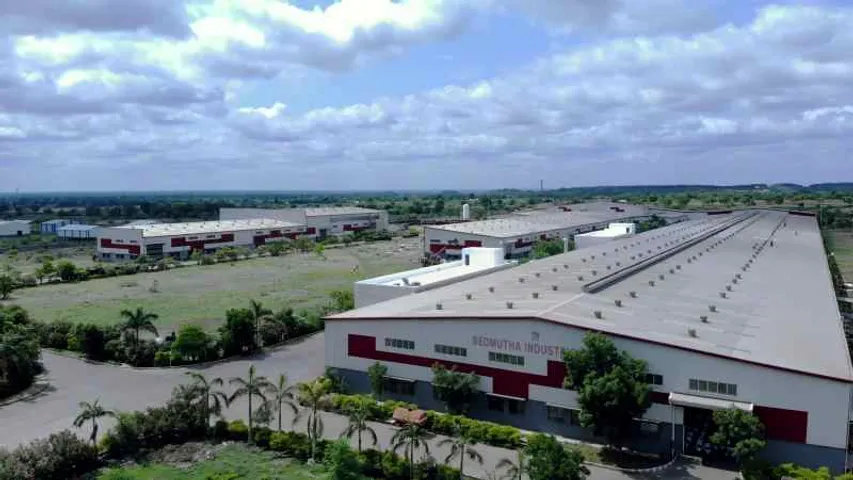 TotalEnergies ENEOS rooftop solar on BIL
