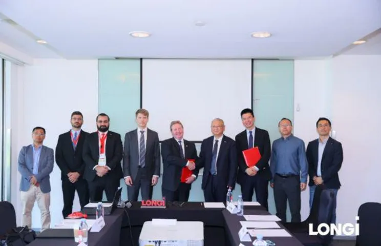 KAUST and LONGi Sign MoU to Revolutionize Solar Energy Innovation in Saudi Arabia