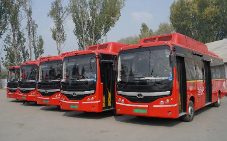 tata motors delivers first batch of electric buses to Srinagar