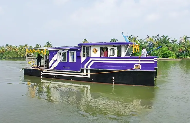 Navalt Releases Its Solar-Electric Boat Barracuda At Mazagon Dock