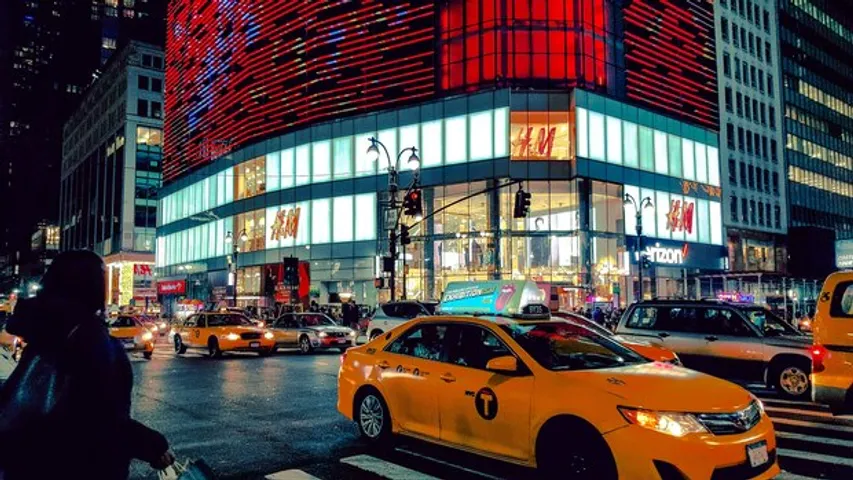 Global Fashion Retailer H&M Signs PPA To Build 3 Solar Parks In Sweden