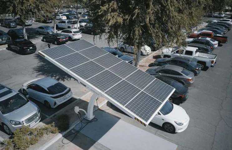 EU Hybrid-Electric Cars Registrations Surge By 26% In 2023: ACEA