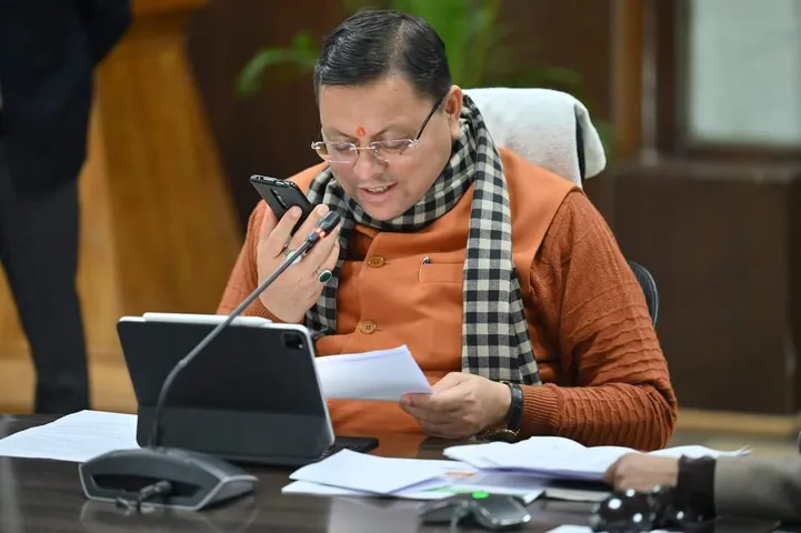 Uttarakhand Chief Minister Pushkar Singh Dhami solar power renewable solar panels