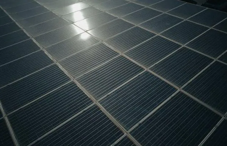 GIWEL Receives LOA For 440MW Wind-Solar Hybrid Project From SJVN