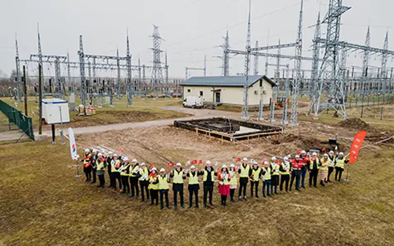Rolls-Royce To Supply Large-Scale Battery Storage To Latvian National Grid