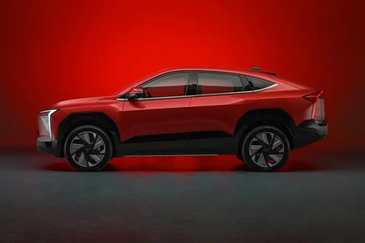 Mahindra Launches Its Flagship Electric SUVs XEV 9e & BE 6e