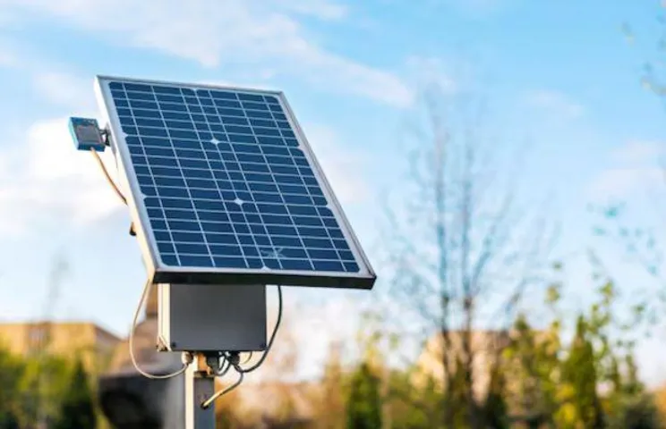 solar streetlight
