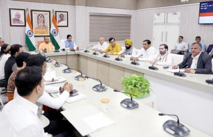 UP Reaffirms 22 GW Solar Goal, Reviews PM-KUSUM Progress