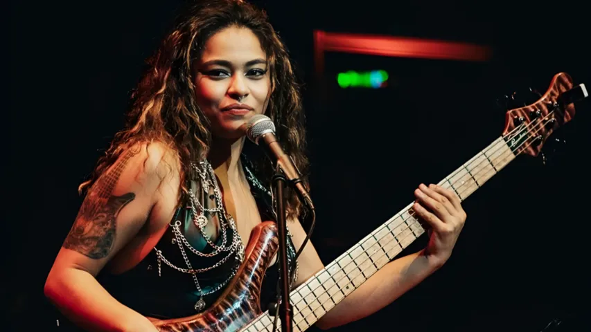 mohini dey bassist