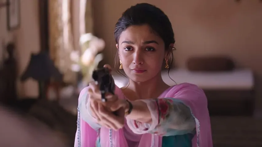 Raazi alia bhatt