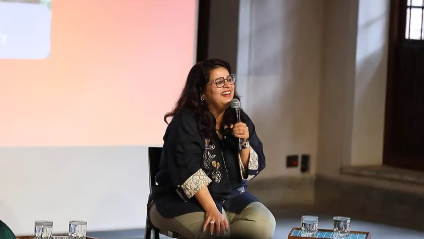 amruta bendre momic amruta fabulous over forty