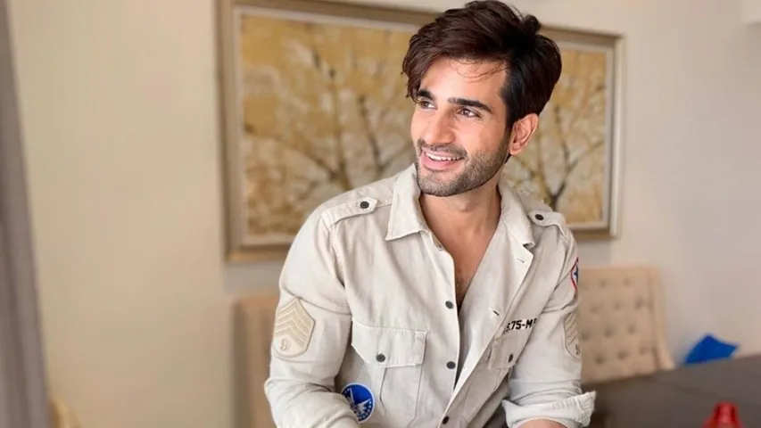 Karan-Tacker-resized