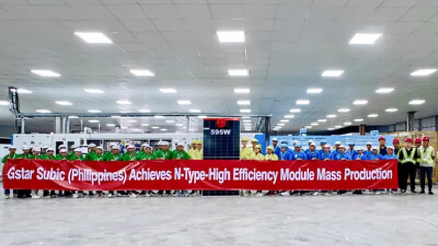 The first n-type module delivers 595 W power output with 23.03% efficiency and advanced bifacial performance. 