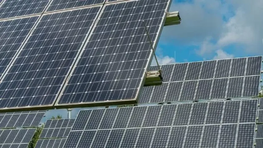 Iraq has authorized contract terms and payment responsibilities for the 1 GW Artawi solar project with TotalEnergies. 