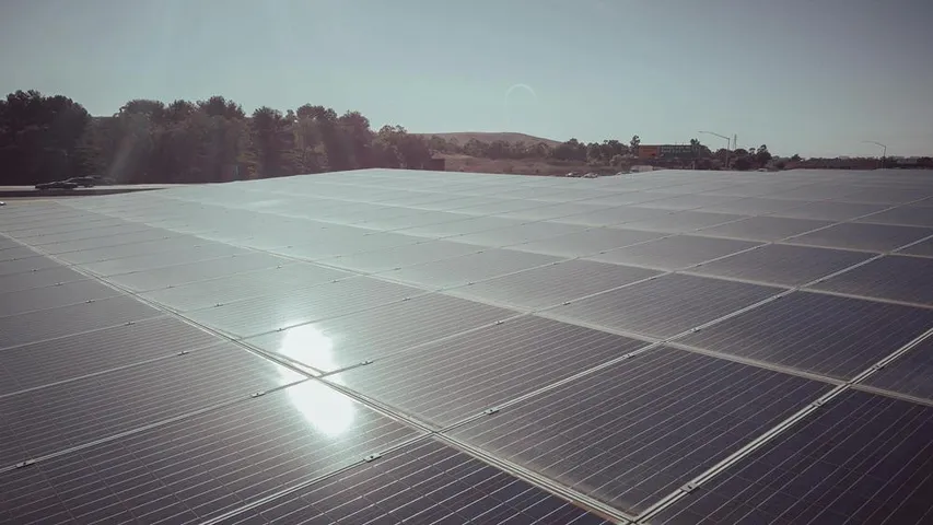 Comstock Metals were certified to R2v3 Appendix G after processing all solar panel parts into recyclable, commodity-grade materials. 