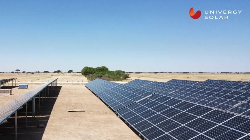 Univergy Solar has completed module installation at the Casa del Príncipe plant using 1,216 bifacial panels.