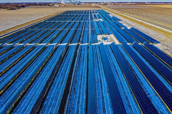 DAS Solar signs major energy deal