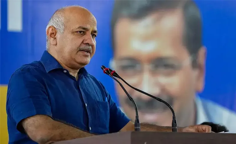 Sisodia knocks the doors of SC