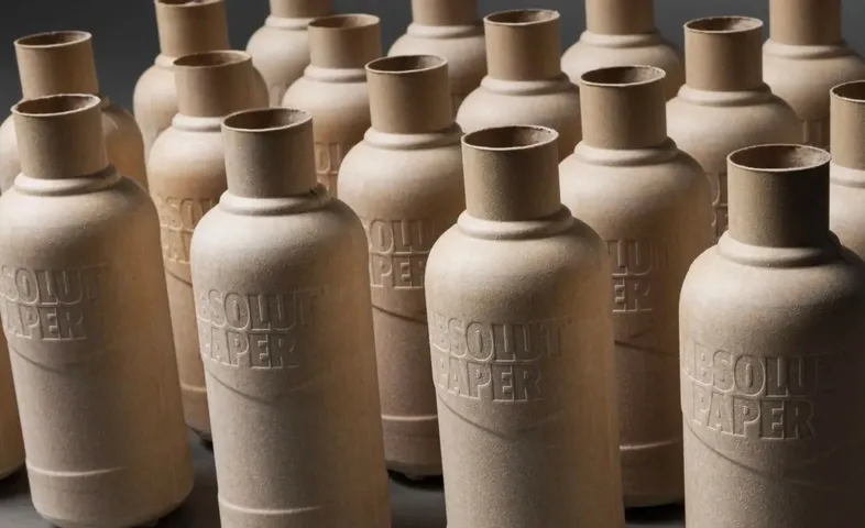 Absolut launches paper bottle in Tesco