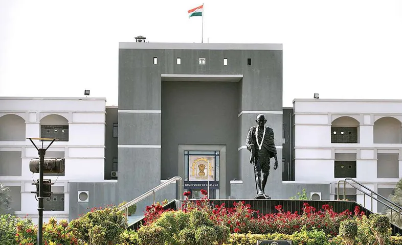 Maharashtra’s liquor shop association alleges harassment