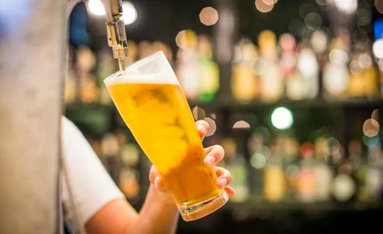 Non-alcoholic beer allows bacterial growth