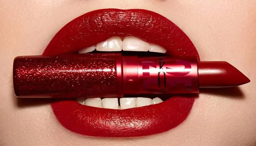 How To Disinfect And Clean Your Makeup Products Regularly?