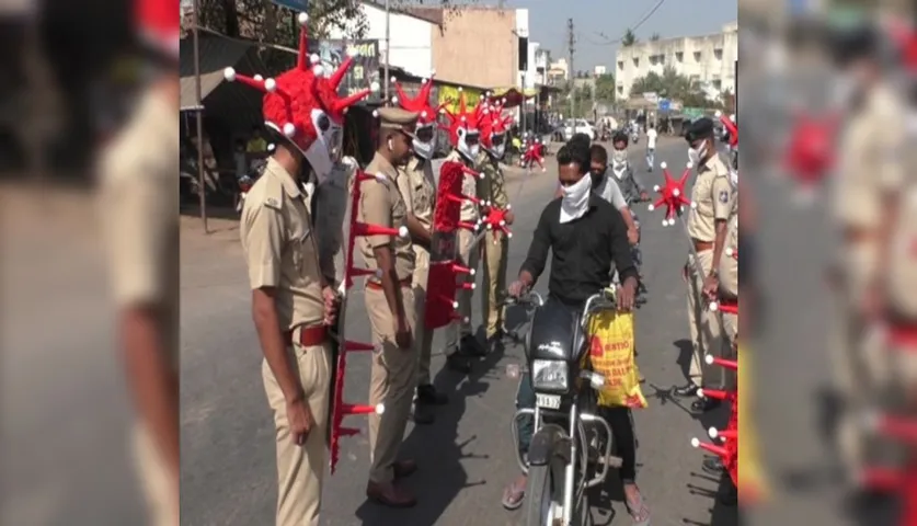 Police Staff In Surat Wear Covid-19 Theme Dresses To Create Awareness Among People