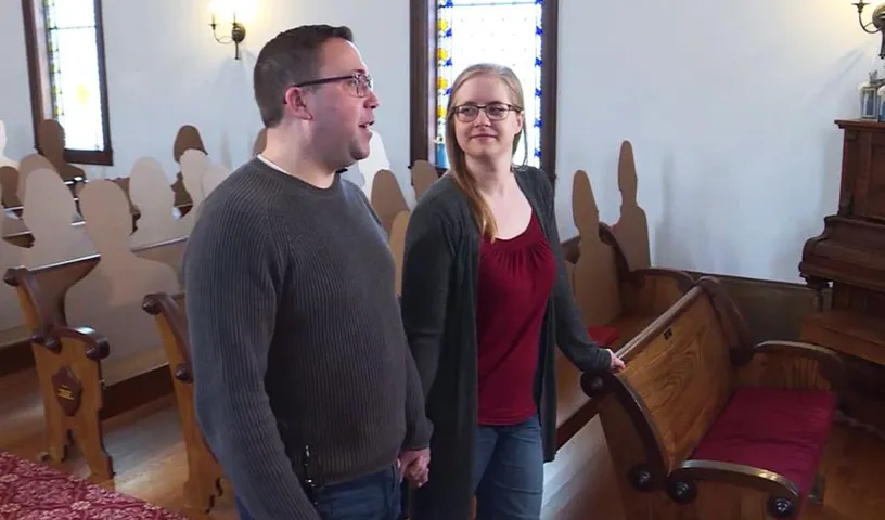 Amid Coronavirus Cardboard Cutouts To Pose As Wedding Guests!