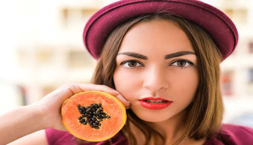 Natural & Easy: 4 Ways To Use Papaya In Skin And Hair Masks