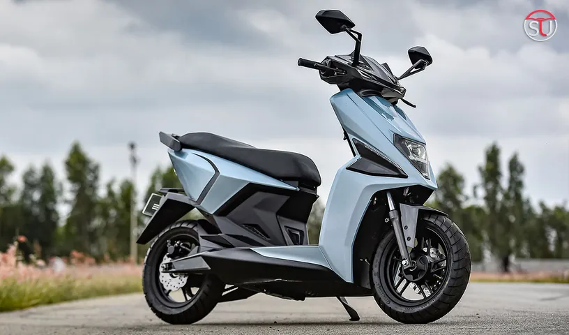 Touch Miles With Simple One Electric Scooter, Total Range 300 Km, Starting From Rs 1.09Lakh!