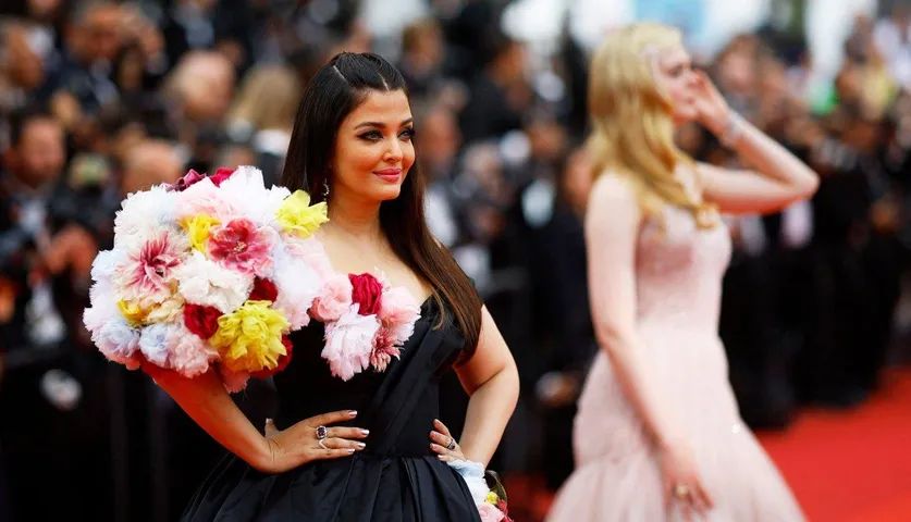 Aishwarya Rai Drops Glamour At Cannes 2022: See Latest Pics From the Red Carpet