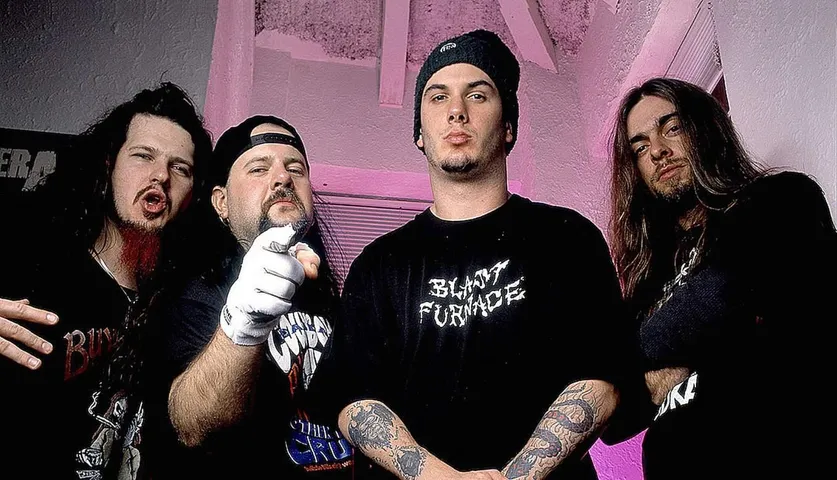 Pantera's First Performance Mexico HELL & HEAVEN METAL FEST in 20 years, Watch Highlights