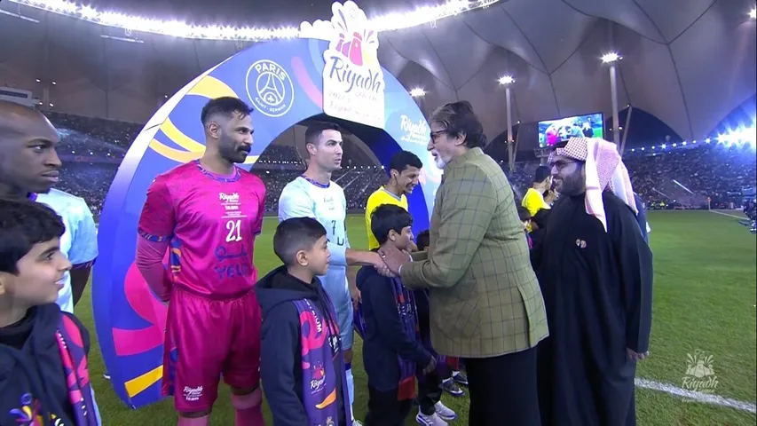Amitabh Bachchan Joins Football Legends Lionel Messi and Cristiano Ronaldo at PSG vs Saudi All-Stars Match