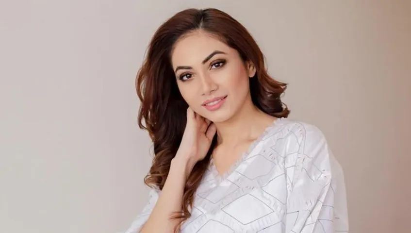 Shocking! This Beautiful Pakistani Actress Accused an Indian Filmmaker of Sexual Harassment