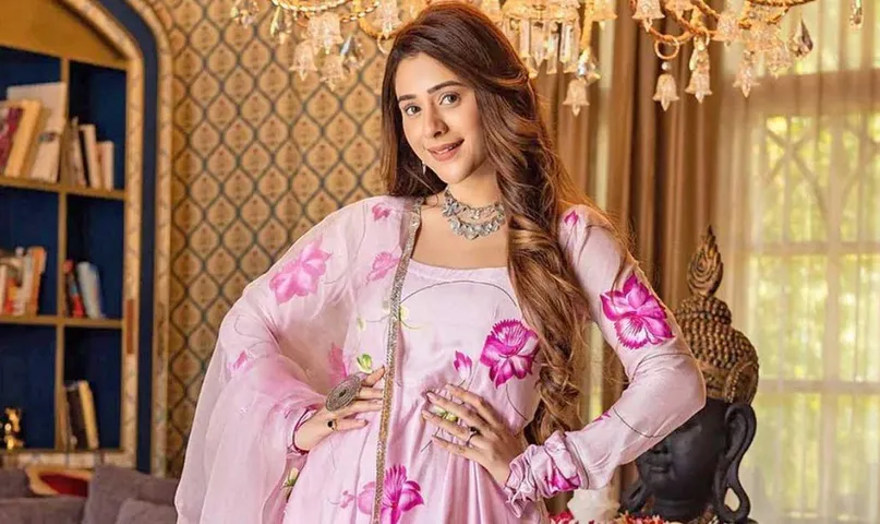 How Does It Feel To Portray A Mother On Screen? Hiba Nawab Explained This Beautifully