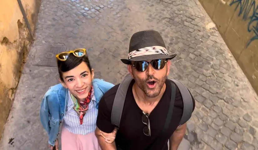 Hrithik Roshan Sweet Note to His Partner Saba Azad on 1 Anniversary