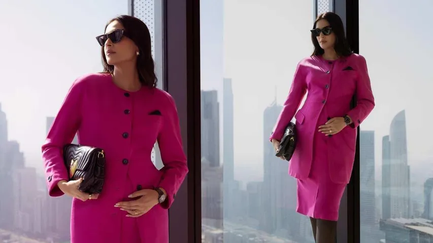 Sonam Kapoor Announces Second Pregnancy, Baby Bump Photos Viral