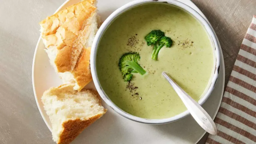 Broccoli Soup Recipe: Healthy, Creamy And Easy Step-by-Step Method